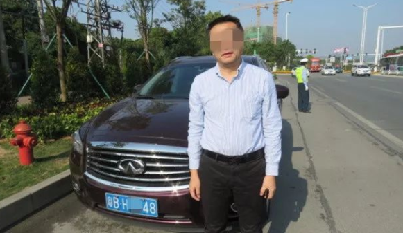 深圳老板去珠海出差 一下高速就被查