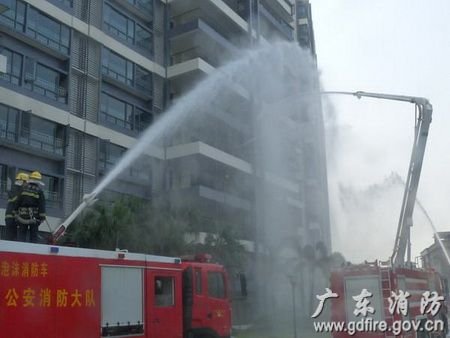 江门消防开展实战演练掀起119宣传月序幕