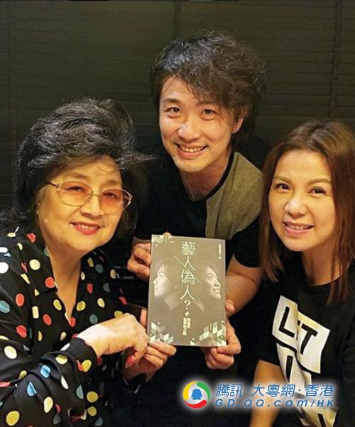顺流逆流光辉走过 69岁徐小凤逛街是这样装