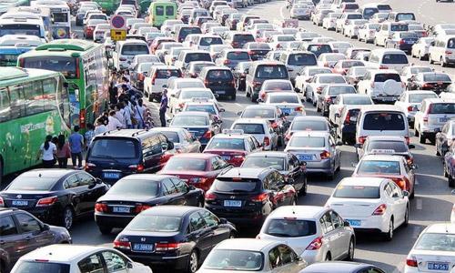 深圳政府详解为何限购小汽车