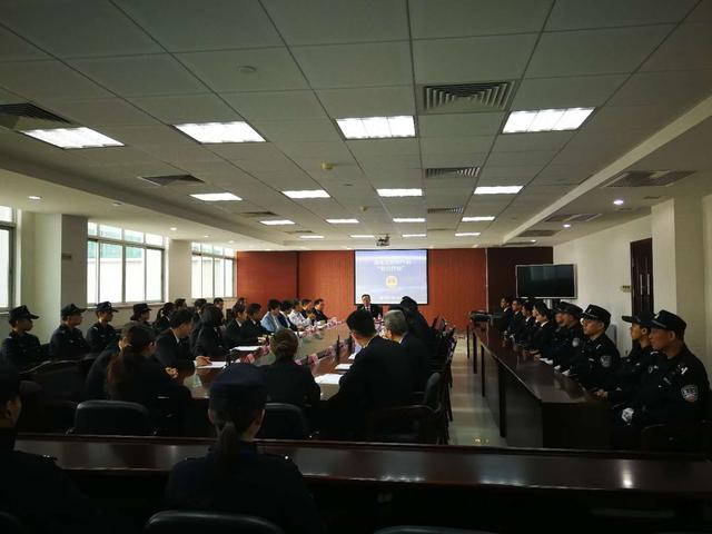 海珠法院启动集中执行 3小时拘留老赖11人