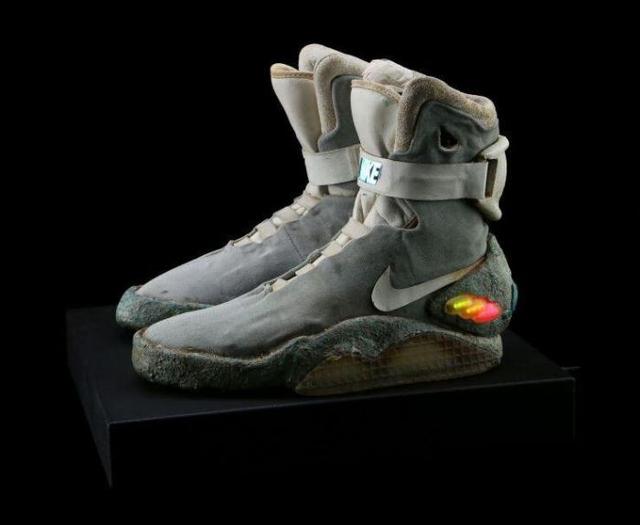 һ��Ӱ�Ժ��ղ��߶���Ӧ����������