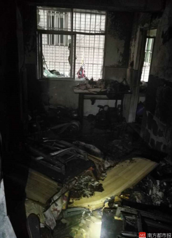 龍華一租客出門忘斷電 結(jié)果家全燒黑了