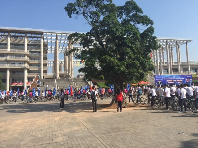 4000志愿者骑跑迎第十四届挑战杯倒计时30