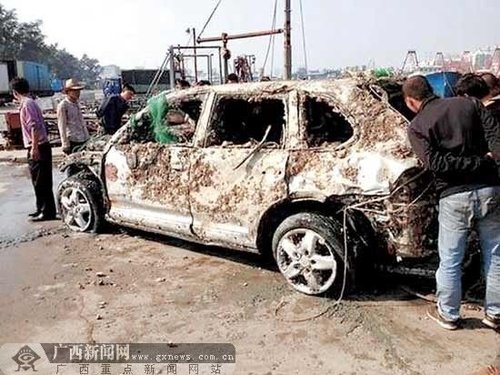 海里捞出保时捷卖4千图片