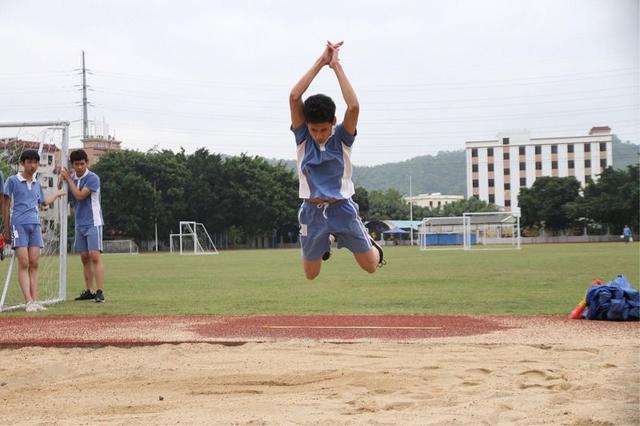 体育教案表格式_小学一年级体育教案 表格式 ._中学体育教案格式 参考