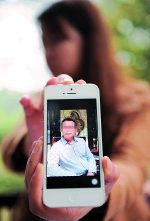 自称纪委干部<em>男</em>骗广外<em>大三女</em>25万_企业新闻_