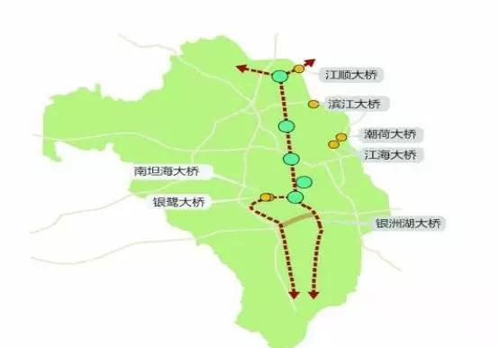 滨江大桥对西江东西两岸的交流有重大意义,大桥两侧分别设置有江门