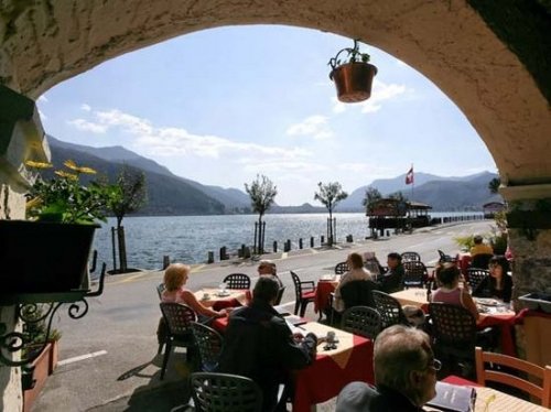 2017国内生产总值增长_希腊人均国民生产总值