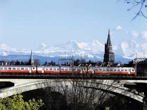 2017国内生产总值增长_希腊人均国民生产总值