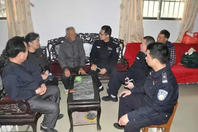 民生警务321 “我能看到报纸上的字了！”