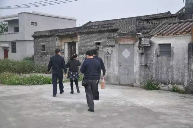 民生警务321 “我能看到报纸上的字了！”