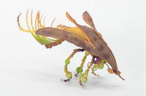 日本艺术家Hiroshi Shinno创作的仿真昆虫雕塑