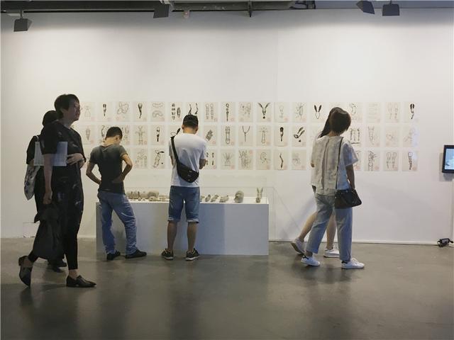 “另一种设计”展览在深圳华美术馆开幕
