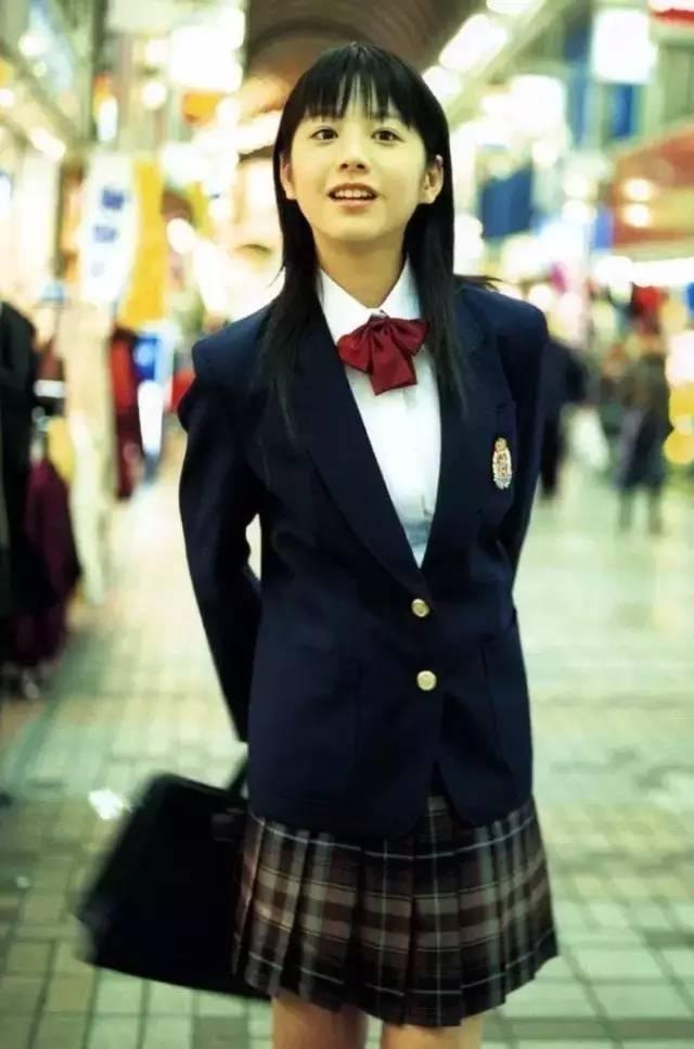 如今日本的女生校服