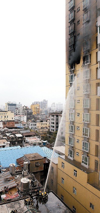 起火单位业主租户潜逃 高层灭火世界难题