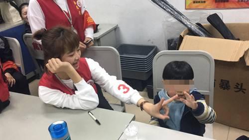 廣州家長(zhǎng)坐了25個(gè)地鐵站后才發(fā)現(xiàn)兒子走丟了