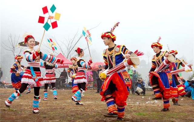 民俗风情旅游