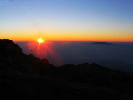 徒步登山黄山归来不看岳