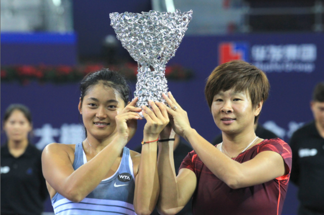 2015珠海WTA收官 中国组合夺双打冠军