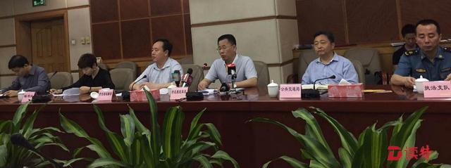 明天起深圳出租車價格上調 紅綠的同城同價