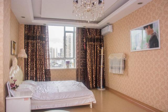 恒大铁闸金英权喜获千金 爱妻享奢华定制分娩