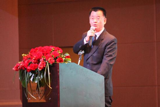 2015年中国新能源汽车高峰论坛盛大召开