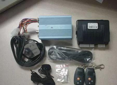 佛山一顧客從商場(chǎng)洗衣機(jī)內(nèi)偷走一個(gè)錢包