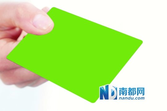 通行卡将可自助通关 无需在澳采集指模