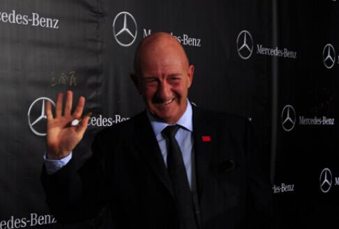 梅赛德斯-奔驰S级领袖之夜鹏城完美绽放