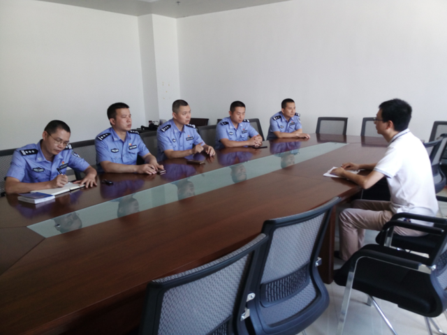 大鹏高层物业小区防火门被拆除 物业公司被罚