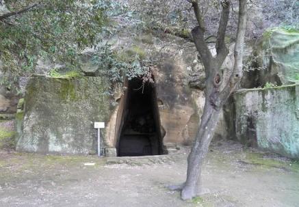 探索发现:揭秘人间14处地狱入口(图)