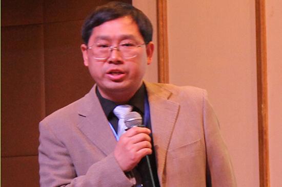 2015年中国新能源汽车高峰论坛盛大召开