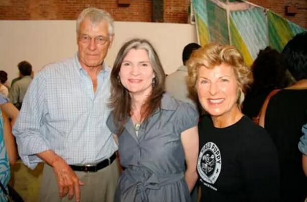 ����ݹݳ����������,�������г�����ת���ڼ���