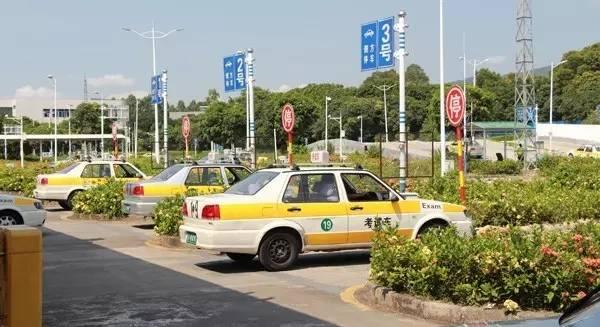 珠海一考生嚼口香糖考科目二被取消考试资格