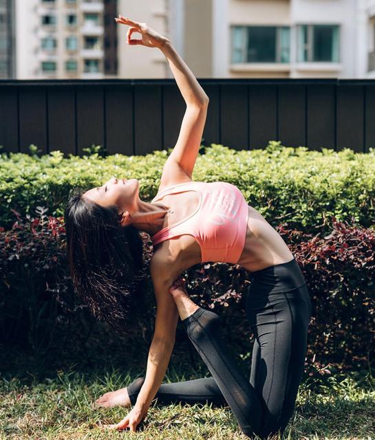 超强基因 Coffee肚内男B竟懂瑜伽?