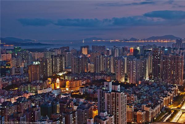 深圳现有人口多少人_深圳人口分布图(3)