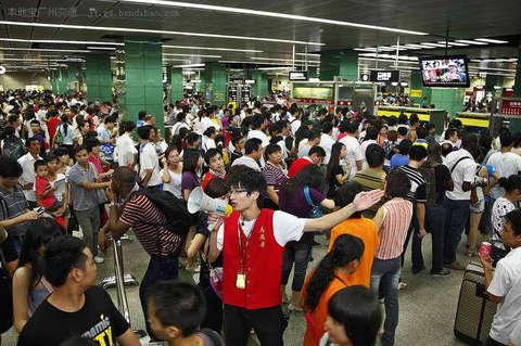 6月22日起广州三号线龙归站将客流控制 请提早排队 _大粤网_腾讯网