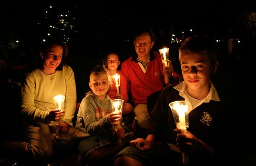 如何度过地球一小时 开心的减少碳排放