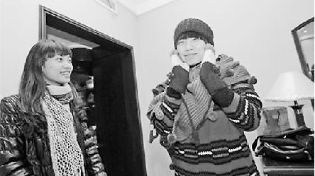 温州志愿者陪7·23动车事故伤员过新年(图)