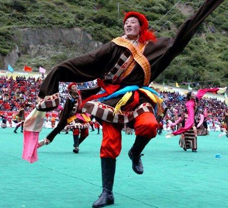 历届康巴艺术节回顾