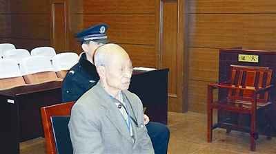 中国半数老人空巢生活 心灵孤独导致性格偏执
