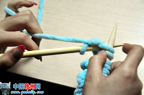 怎么快速有效的织围巾 79636935.jpg