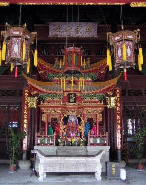 迪庆:太子庙