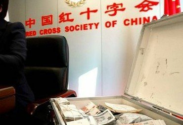 江苏红会:一年运旧衣服花几十万 希望获捐运费