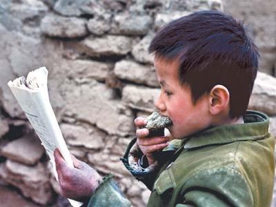 乘坐深圳地铁，为贫困学童“摇”出免费午餐