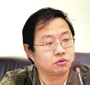 五个民间版“慈善法”亮相 专家称官方版或明年出台
