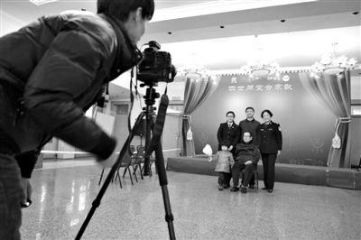 农村城市化步伐加快 年味淡兴攀比