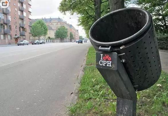 你知道丹麦街头为何那么多“身材矮小”的垃圾桶吗？