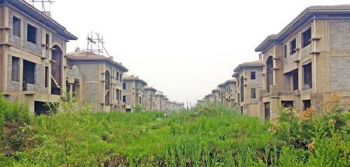 京津新城3000套豪华别墅9成空置
